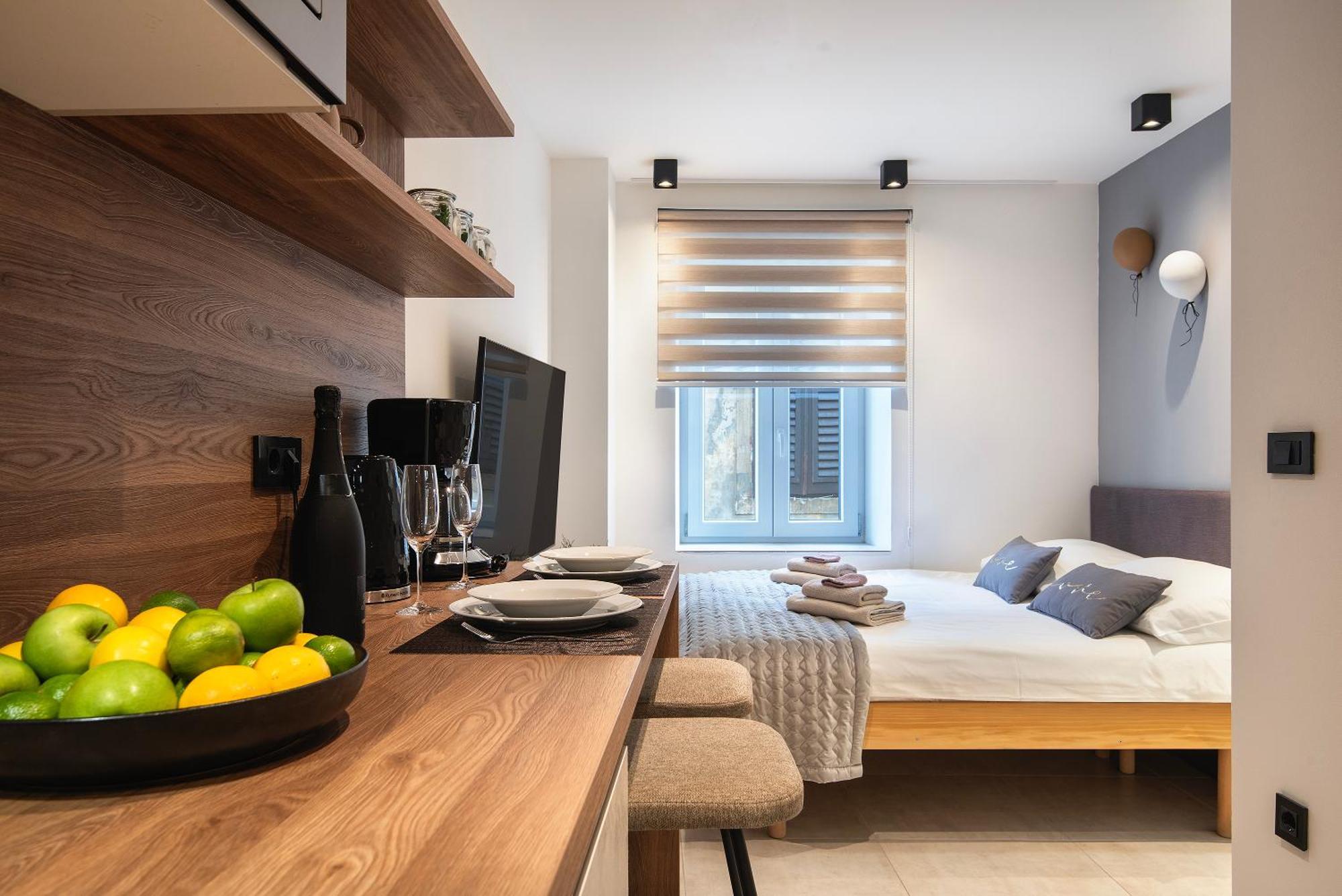 Arta Apartments City Center - With Private Parking Pula Dış mekan fotoğraf