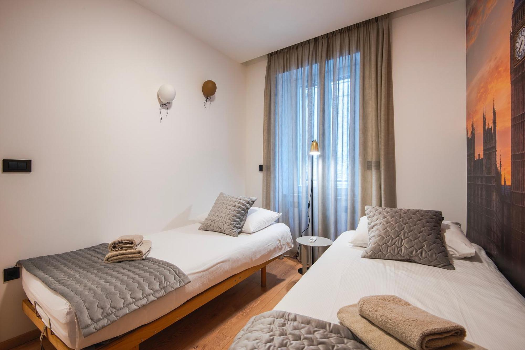 Arta Apartments City Center - With Private Parking Pula Oda fotoğraf
