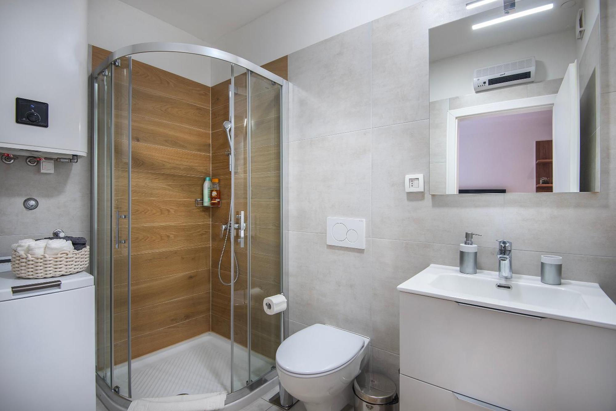 Arta Apartments City Center - With Private Parking Pula Oda fotoğraf